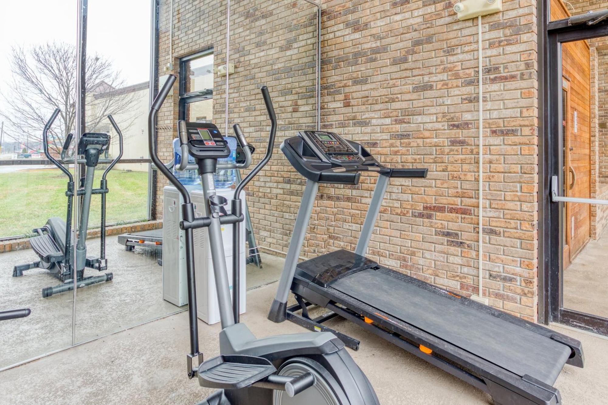 Oyo Townhouse Owensboro West Hotel Екстериор снимка