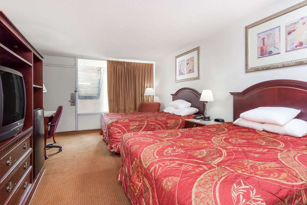 Oyo Townhouse Owensboro West Hotel Стая снимка
